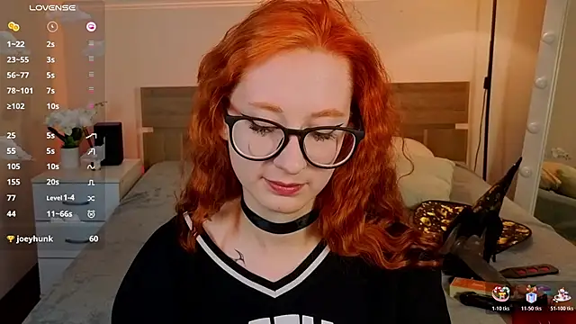 WICKEDEMBER live sex cam