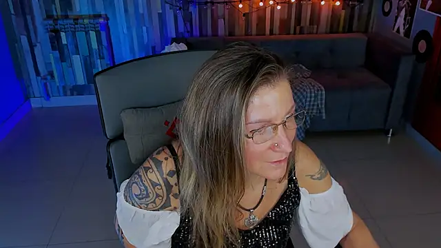 UmaSpace live sex cam