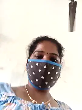 MaaliiiPonuTamil live sex cam