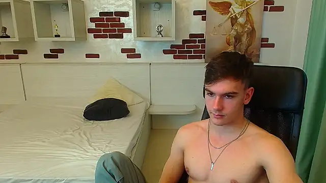 BradyFlint live sex cam