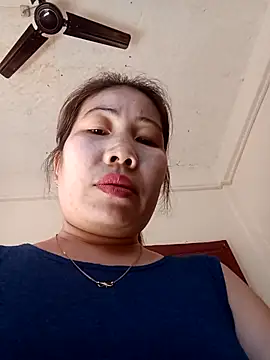 Reema_143 live sex cam