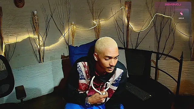 MarcusRain_ live sex cam