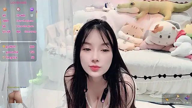 AKiKi711 live sex cam