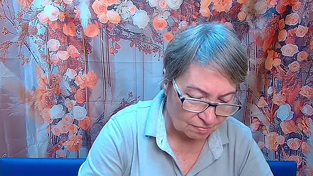 OlgaLuck's cam snapshot