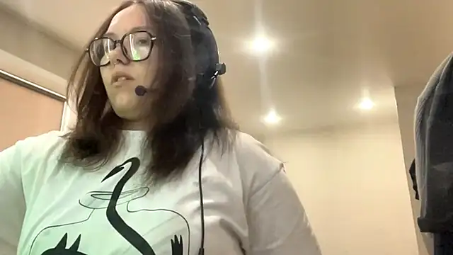 KerriMcbreen's cam snapshot