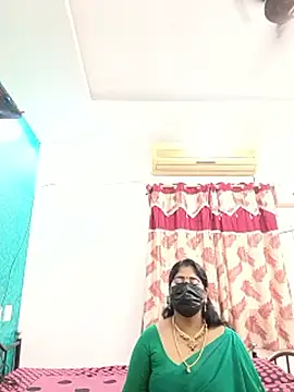 tamil-aunt's cam snapshot