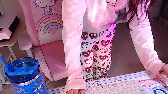 kaithra live sex cam