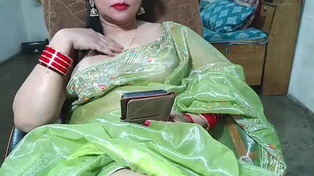 Cute_Mahi22's cam snapshot