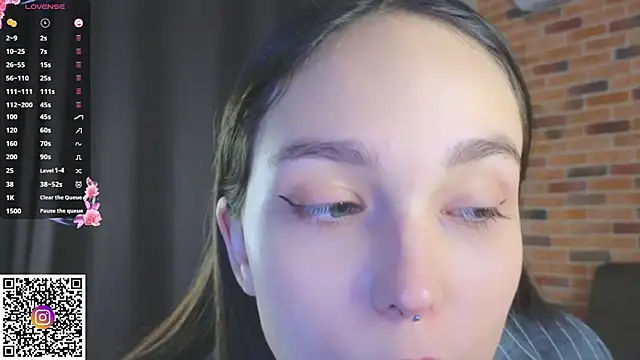 SoftieDream live sex cam