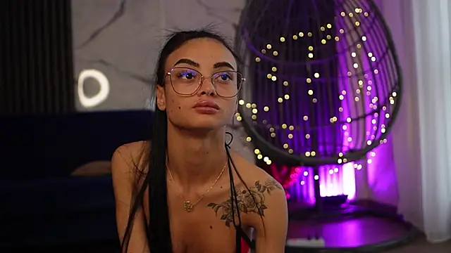 RachelRavee live sex cam