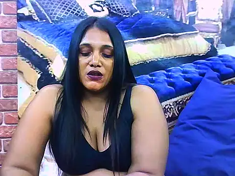 IndianSexyLady4u's cam snapshot