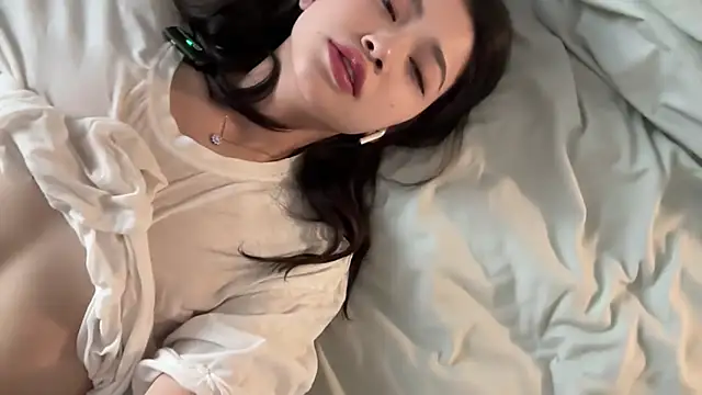 yourlittlesunrise_ live sex cam