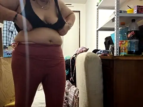 Samantha_Squirt@xh live sex cam