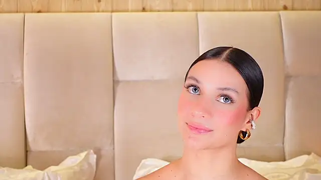 KiraKayleigh1 live sex cam