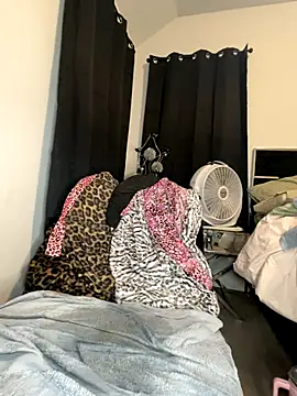 Exotic_Queen_ live sex cam