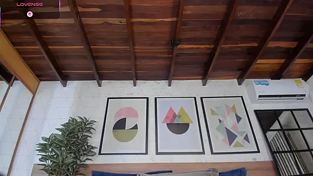 MiaKay1 live sex cam