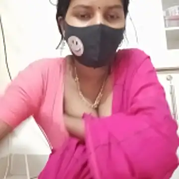 Kakoli- live sex cam