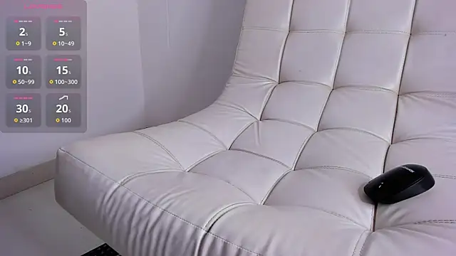 Aaron_Tate live sex cam