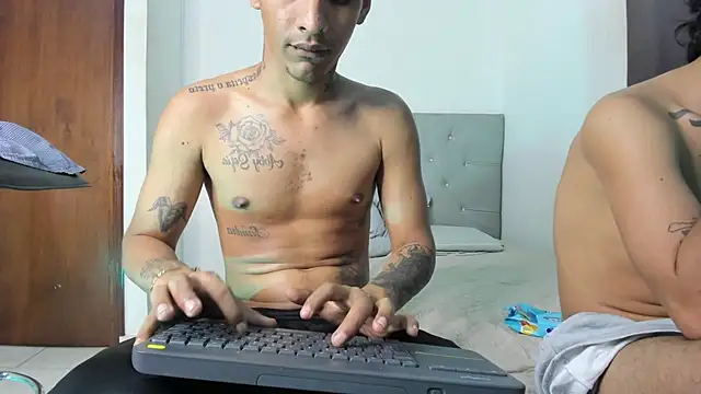 twinkDuohot live sex cam