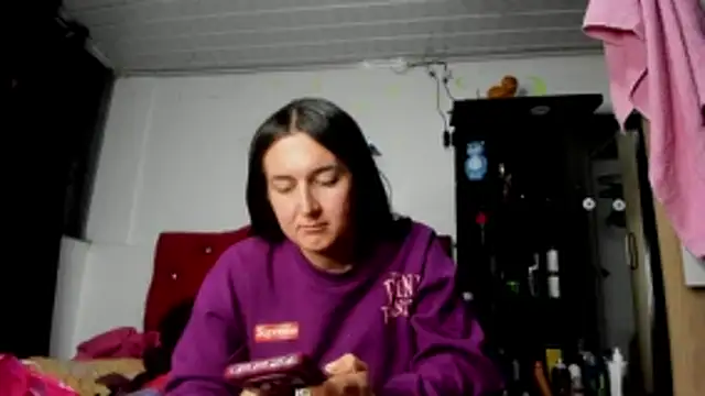 Sweet-Suck69 live sex cam