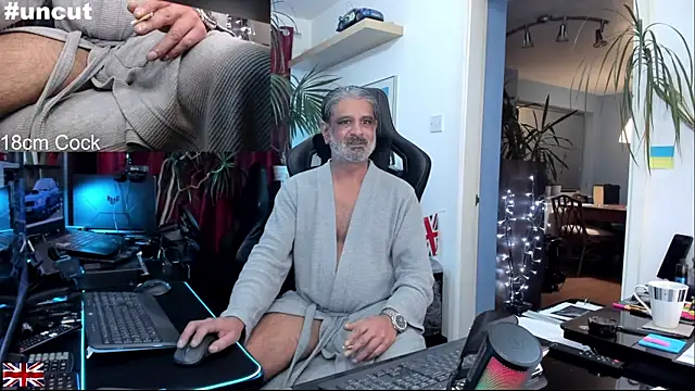 OnlineBossUK live sex cam