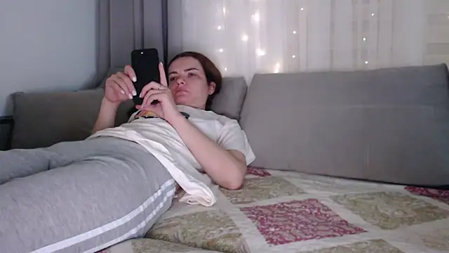 _JustmeHere_ live sex cam