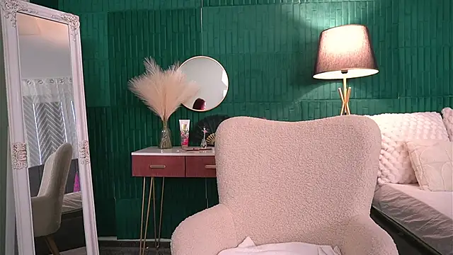 HaileyMoonn's cam snapshot