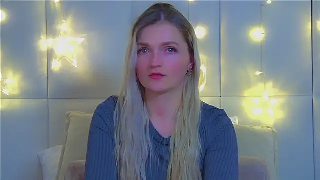 AnnyRaii's cam snapshot