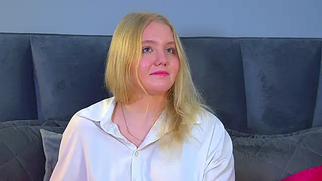 EmilyEvanse's cam snapshot