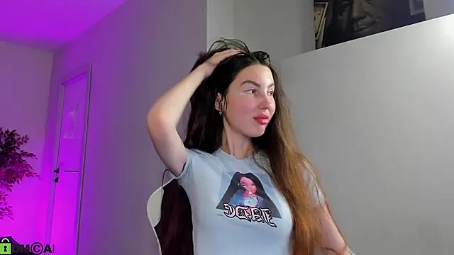 LiraRevery's cam snapshot