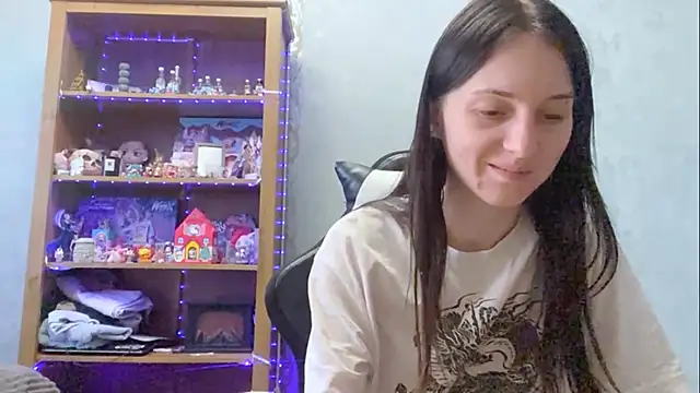 CyberAIice's cam snapshot