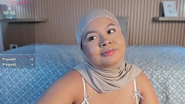 jasmyne_anbar's cam snapshot