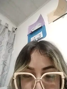 sexy_aurora_ourdoors's cam snapshot