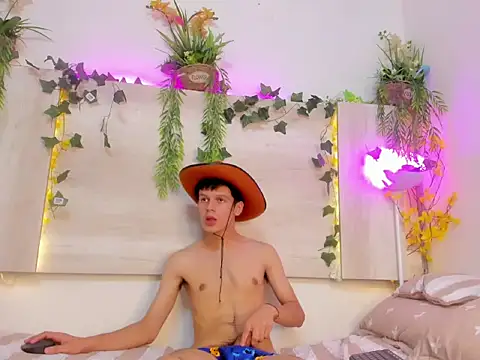 AngelSlimm's cam snapshot