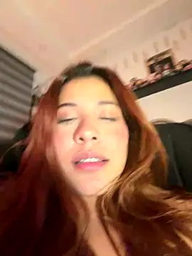 crystal_bunny7 live sex cam