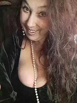 GypsyEsmeralda live sex cam