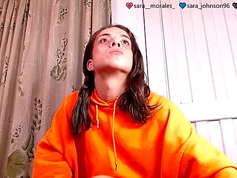 saara_johnson496 live sex cam
