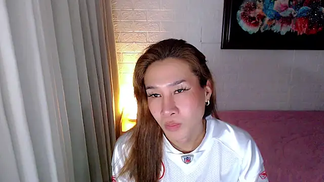 FinestCHLOExxx live sex cam