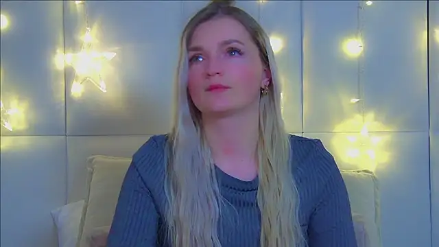 AnnyRaii's cam snapshot