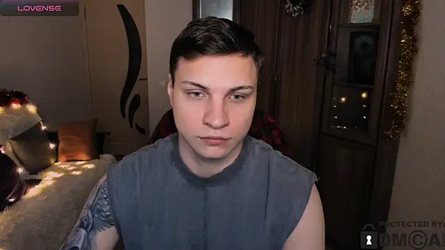 handsome_guy01's cam snapshot