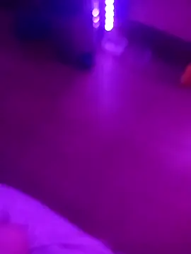 Brandi_Braulio's cam snapshot