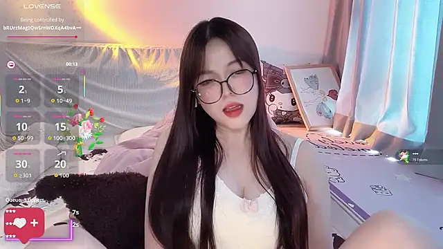 -Angela's cam snapshot