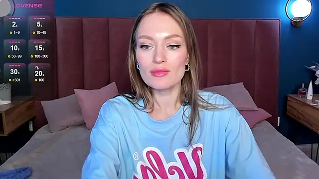 EvelynPoole's cam snapshot