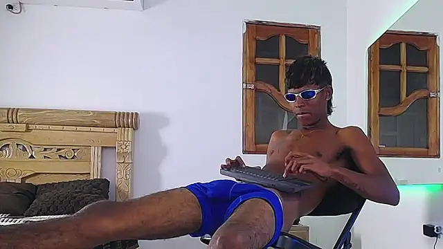 black_boy22_'s cam snapshot