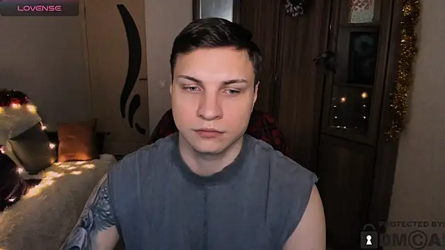 handsome_guy01's cam snapshot