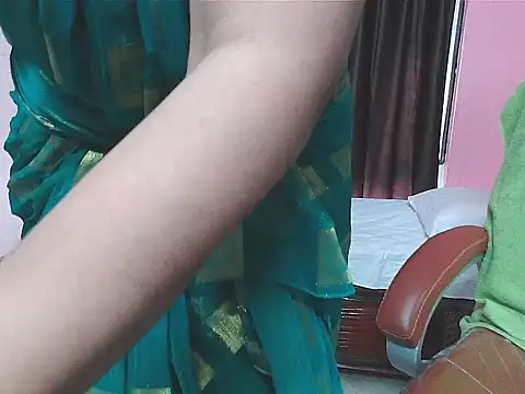 sunitha-3's cam snapshot