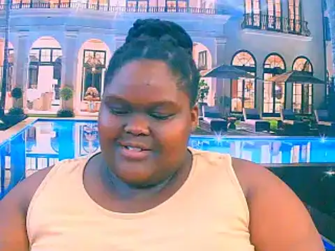 EbonyHotBuns's cam snapshot