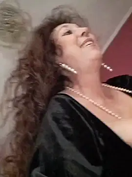 GypsyEsmeralda live sex cam