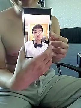 Woonee1680 live sex cam