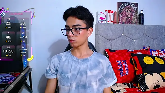 OwenBluee live sex cam